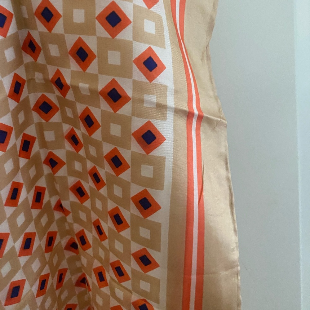 VINTAGE SILK SCARF